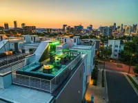 A10 - New Gulch Home-Tons of Beds-Rooftop Deck BBQ
