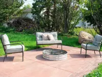 The Sunny Side! Convenient and Sleeps 6! Hotels in Calumet