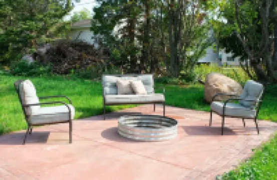 The Sunny Side! Convenient and Sleeps 6!