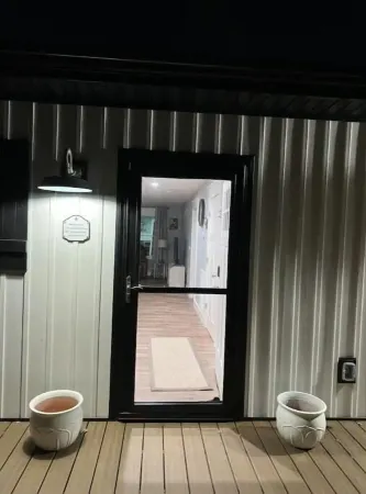 Clean! Pet friendly, New construction, 2 bedrooms, 2 bathrooms, washer-dryer