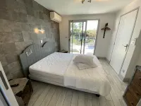 Gorgeous contemporary villa with a great view - located in front of Saint-Tropez