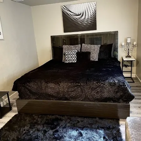 The Black&White Condo