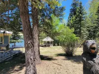 Cozy Condo for 6 with Wooded Back Patio & Grill. 1 Mile to Town Square. Hotel di Cloudcroft