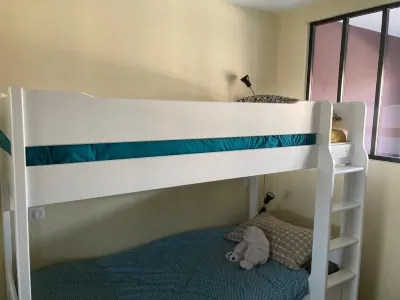 Magnificent new 2-room apartment with terrace and parking, 50m from the beach.