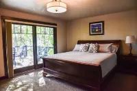 Flathead Lake Waterfront Dream House!