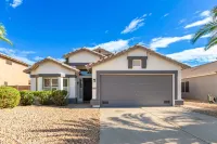 Gilbert Oasis ~ 5-Star Luxury Remodel! EV Charger, Putting Green & Single Story