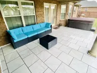 Quiet 4 bedroom villa with tons of space