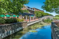 Unique Little Charmer in Downtown Frederick
