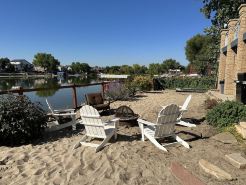 Lakefront, Beach, SUP, Hot Tub, Gated, Fire Pit