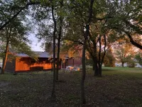 Enjoy a memorable visit when you stay at Spring Branch Cabin. Các khách sạn ở Spring Branch