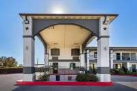 Americas Best Value Inn Houston Heights at I-45 - 2 Yıldız