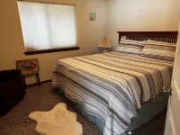 The Cabin at Curlew Lake - beautiful home with private dock