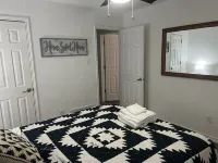 Rustic Farmhouse Home by Magnolia, TCU & Downtown FW