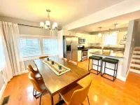 Harbor Vista House⚓️ 3rd FLR deck,Walk to Portsmouth Hotels in Kittery