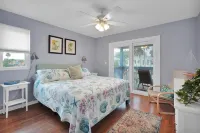 BEACH TOWNHOUSE --Pet Friendly <br>“Redfish”