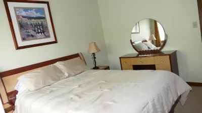 Shawnee Mountain 2bdr kids friendly townhouse 3 minutes away from slopes Hotels near Pocono Mountain Villas by Exploria Resorts