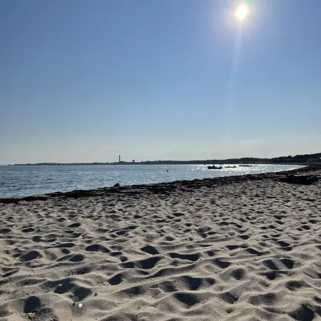 Ocean views, private access to beach, quiet, comfortable condo in far east Ptown