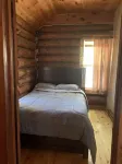 Cozy Log Cabin on Little Spider Lake
