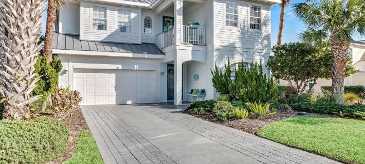 Cinnamon Beach House 6BR-6Ba PrivatePool Hot Tub Steps to the Beach Sleeps 18 Hôtels à&nbsp;: Comte de Flagler