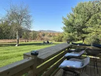 Mountain View escape Hotels in Gardiner