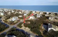 Beautiful Home! 2-Min Walk to the Beach, Saltwater Pool, Private - بيت ضيافة
