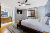 Hot tub, Game Room, Outdoor Kitchen & much more! - 3-Star