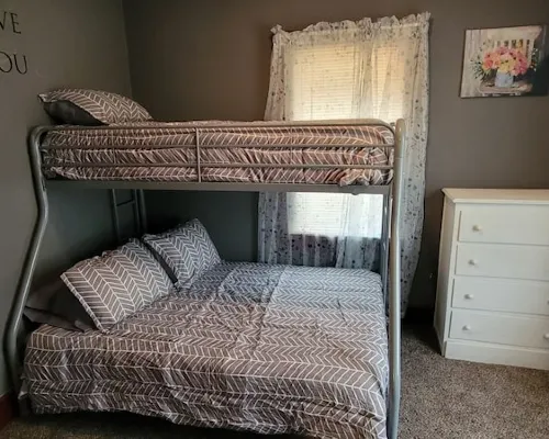 Nice home in downtown 1 block from theater Hotels in Torrington