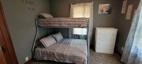 Nice home in downtown 1 block from theater