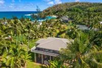 STEPS FROM STUNNING MOLOAA BAY Hotel in zona Hawaiian Organic Noni