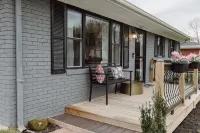 Cozy Eclectic Family-Friendly Home in Jeffersonville, Near Louisville Kentucky