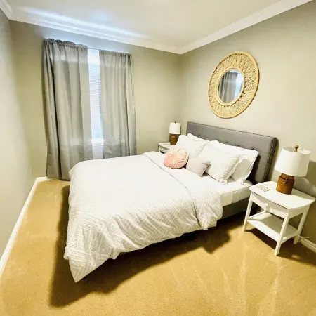 Renovated Modern Townhome in the heart of Holladay