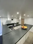 Modern 1-bedroom apartment+ jacuzzi