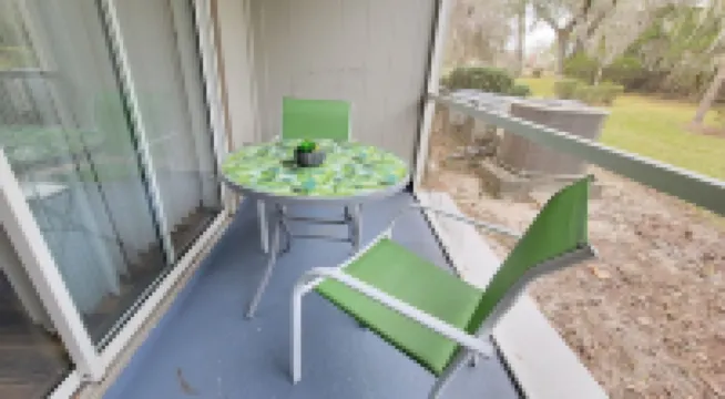 Pet-Friendly 2BR Condo Next to North Florida Hospital