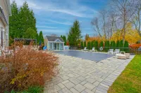 5Br w/ Heated Pool Near Beaches & Newport