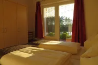 Comfortably furnished apartments, barrier-free with a large terrace on the lake