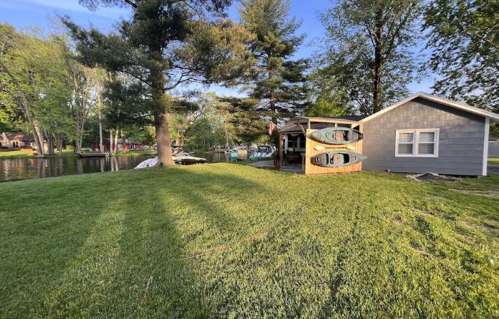 Waterfront!Outdoor living! Canoe kayaks paddleboard 60 ft dock Newly Renovated