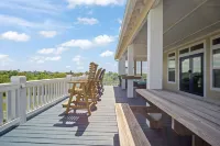 Fall Family Special ~ Private Heated Pool & Hot Tub ~ King Beds ~ Ocean View