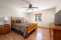 Southwestern Home with Golf Course Views
