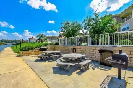 Lovely Lake Condo with BOAT SLIP and Pool