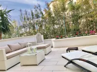 "MOTTOLA APARTMENT" SUITE with Terrace 200 m from the sea