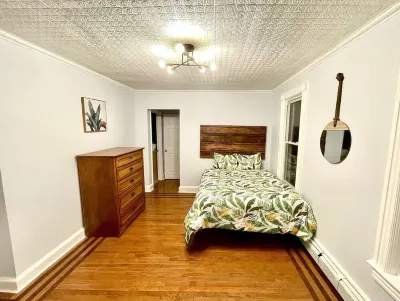 Beauty by the Sea - 7bd Charming House 5min Walk to Beach  - Pet Friendly