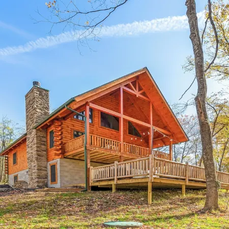 Authentic Log Cabin - Sleeps 10 - Hot Tub - Fire Pit - Hocking Hills