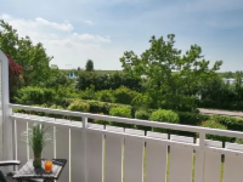 * NEW * Apartment with large balcony and dike view at the Perlebucht