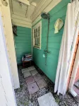Charming 3-bedroom historic cottage in Bay Saint Louis with public beach access