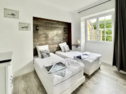 Pleasant Cottage 6 people in the heart of the landing beaches Hotels in Grandcamp-Maisy