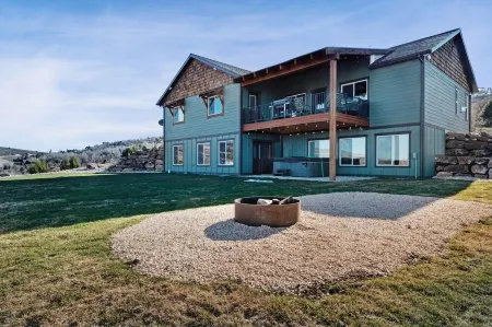 The Coeurdalene at Bear Lake