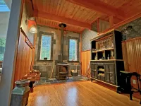 The Cabin at the Redwoods