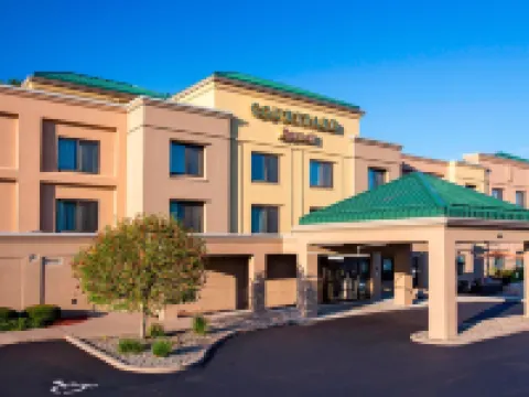 Courtyard Binghamton Hotels in Vestal