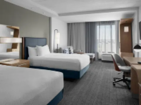 คอร์ทยาร์ดบายแมริออท ชาร์ลสตัน ซัมเมอร์วิลล์ โรงแรมในซัมเมอร์วิลล์