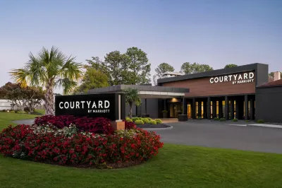 Courtyard Atlanta Northlake Hotels in Tucker